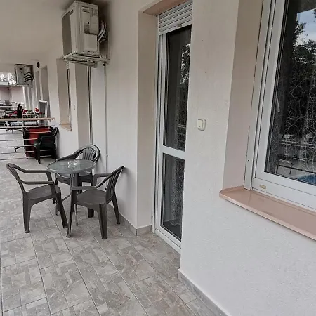 Carpe Diem アパート *