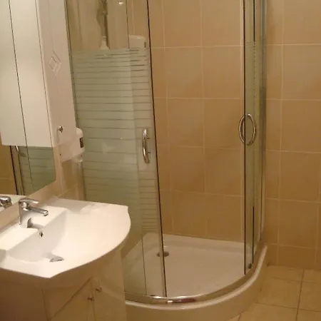 Carpe Diem アパート ハイデゥソボスロー